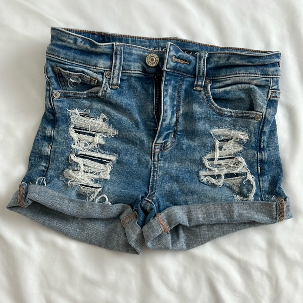 American Eagle women’s denim shorts high rise size 0, next level stretch